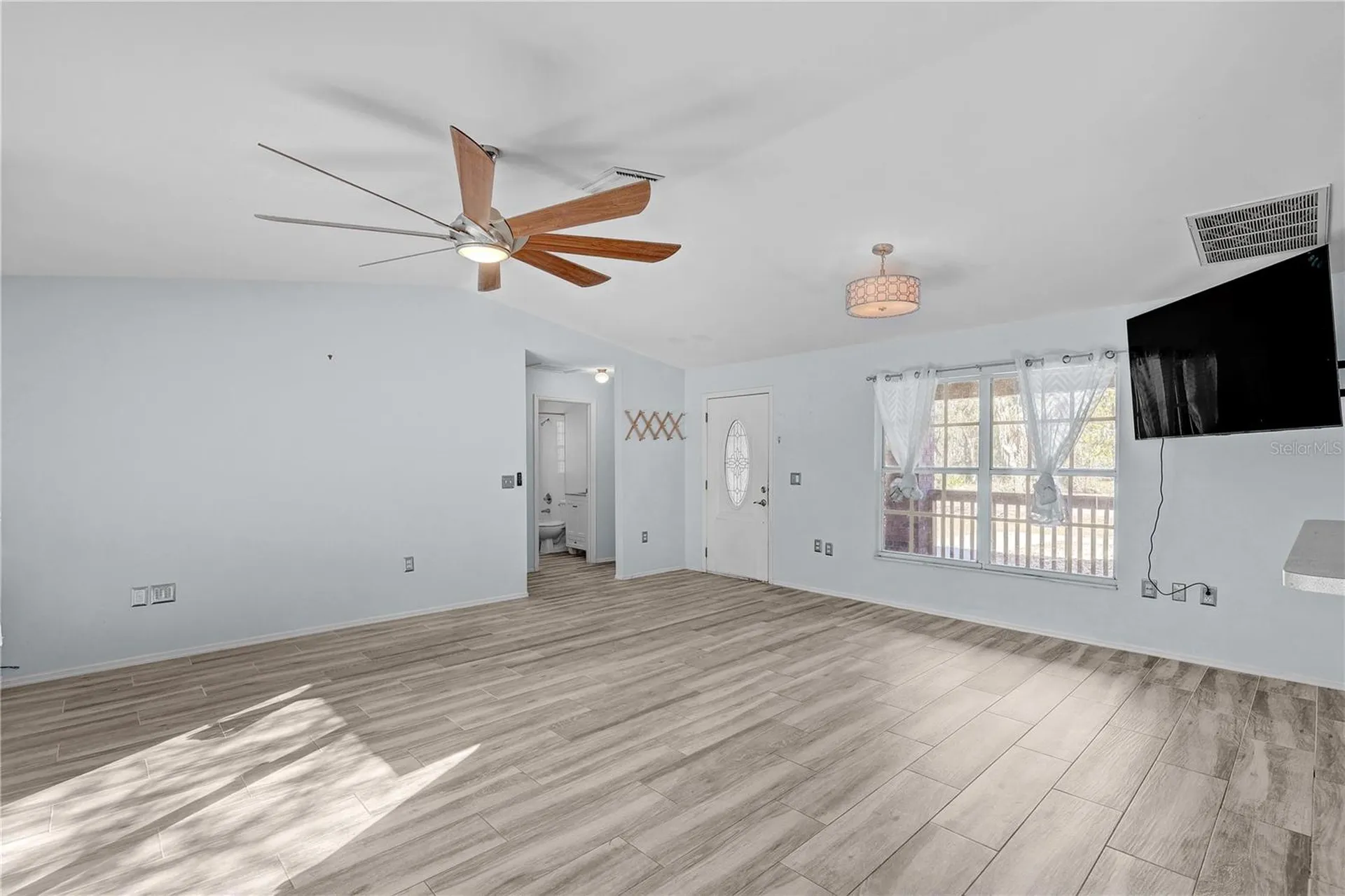 8849 Richmond Street Gibsonton FL 33534