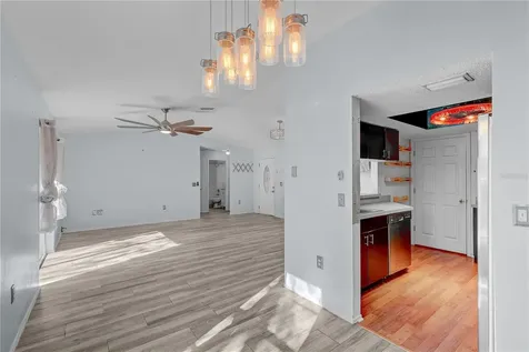 8849 Richmond Street Gibsonton FL 33534