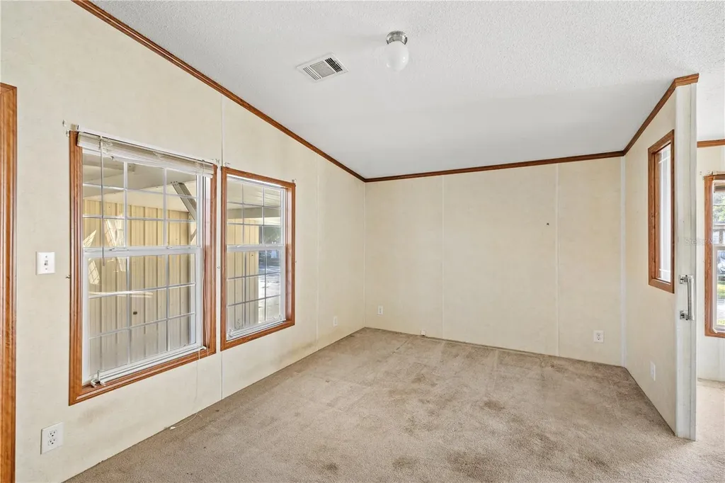 32443 Memory Lane Leesburg FL 34788