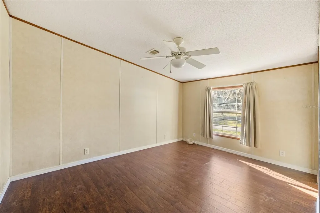 32443 Memory Lane Leesburg FL 34788