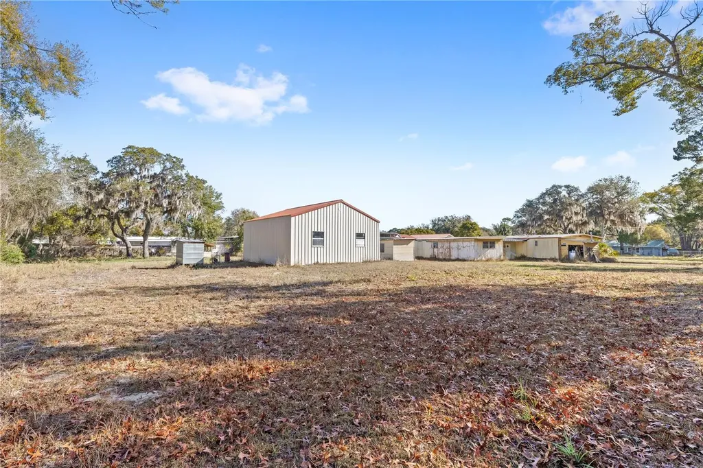 32443 Memory Lane Leesburg FL 34788