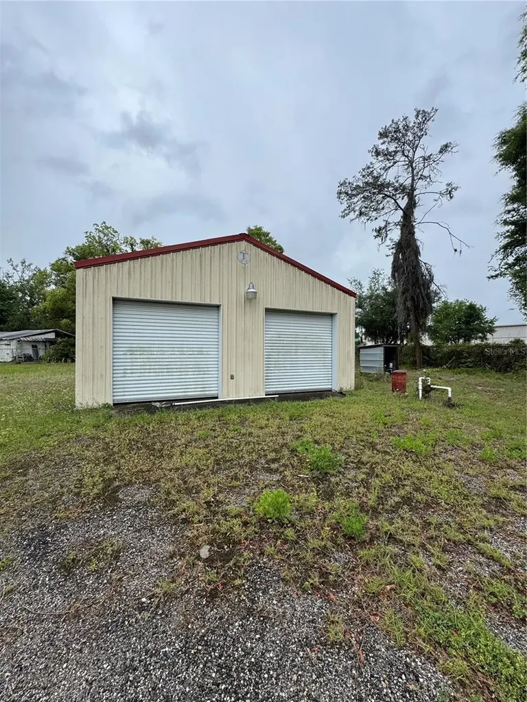 32443 Memory Lane Leesburg FL 34788