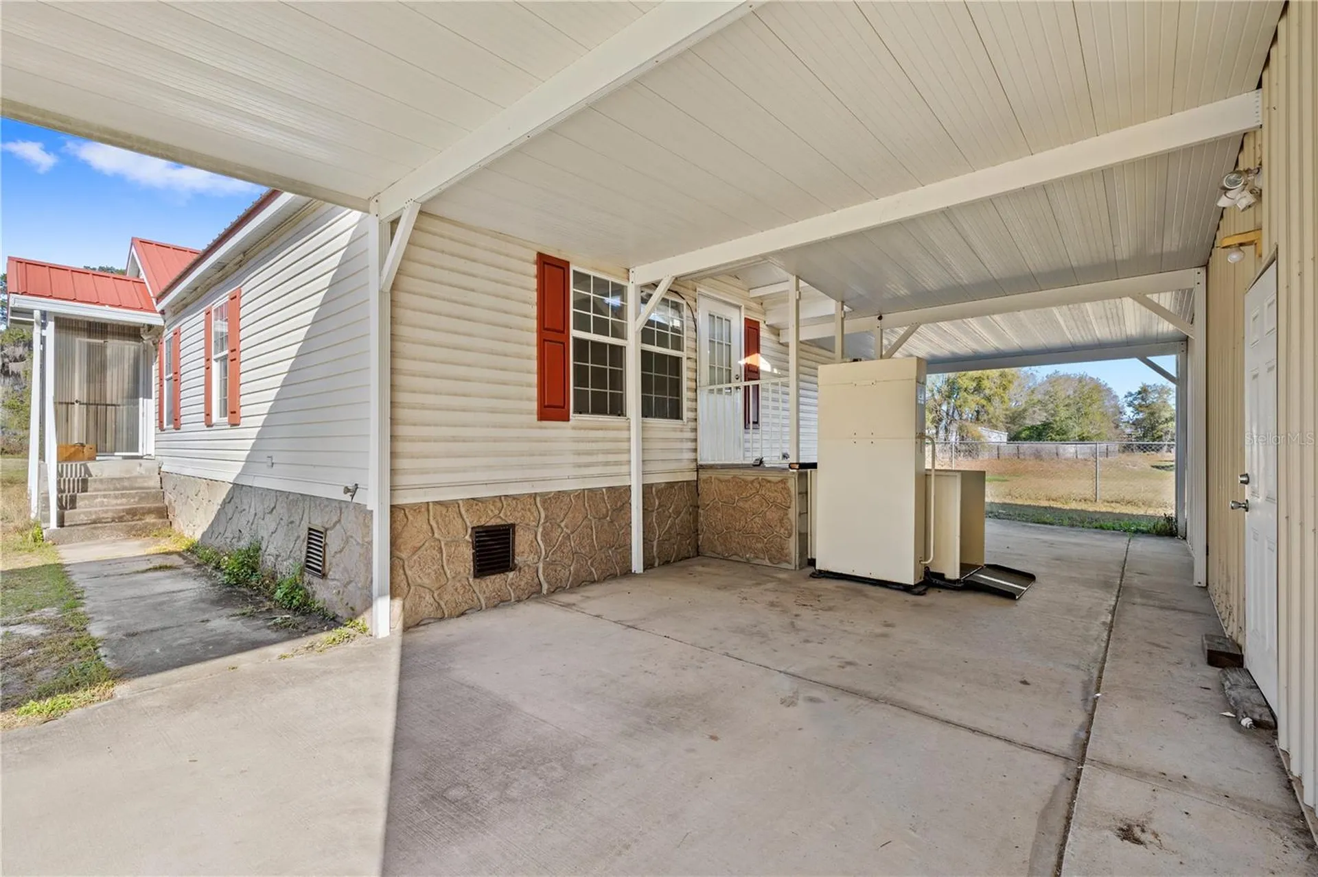 32443 Memory Lane Leesburg FL 34788