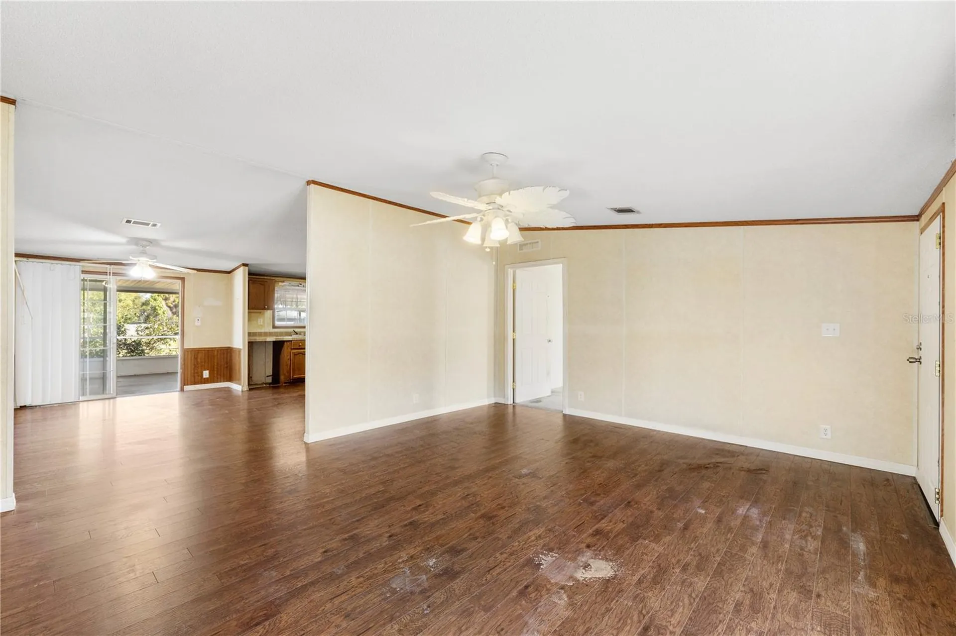32443 Memory Lane Leesburg FL 34788