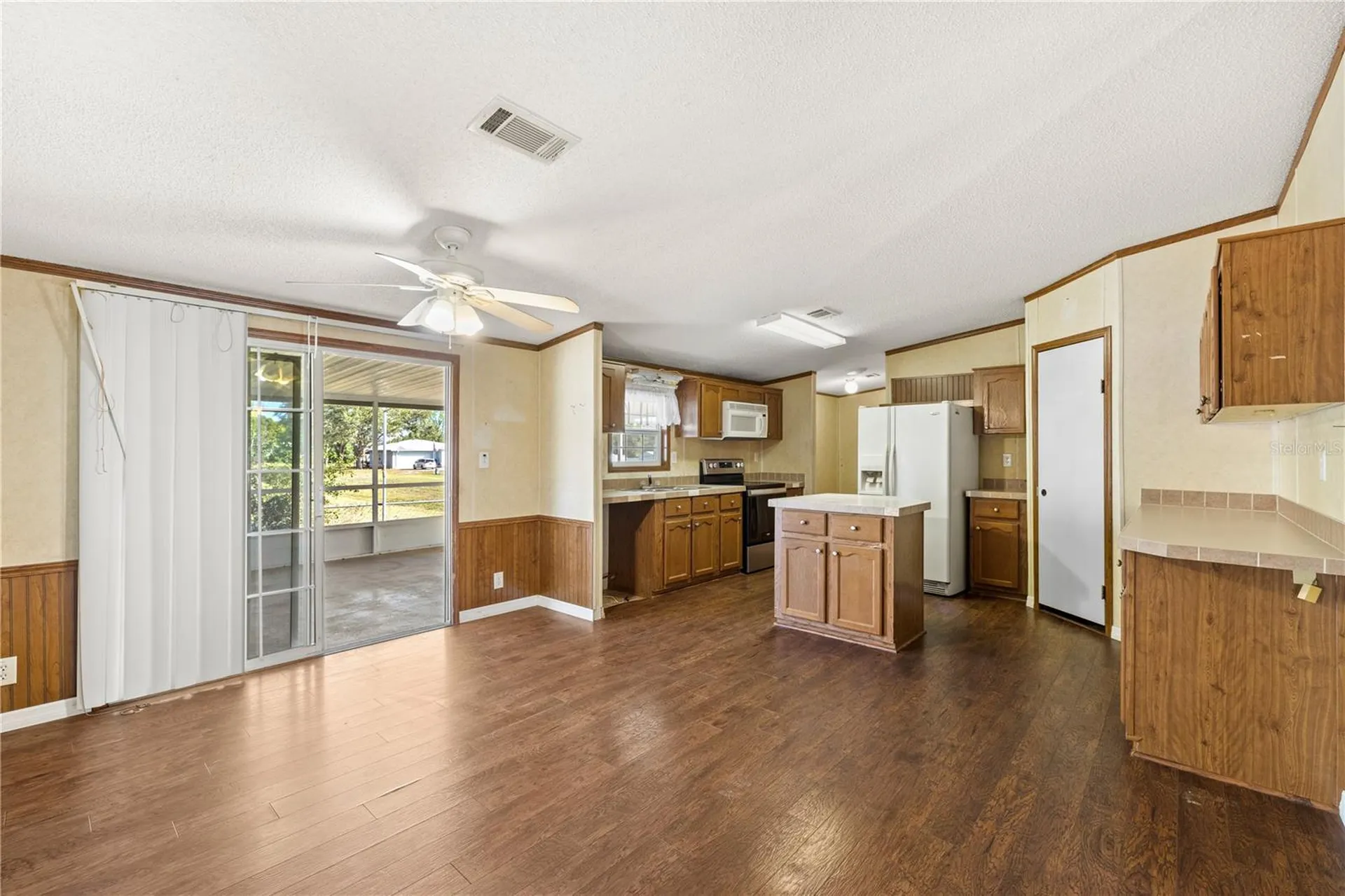 32443 Memory Lane Leesburg FL 34788