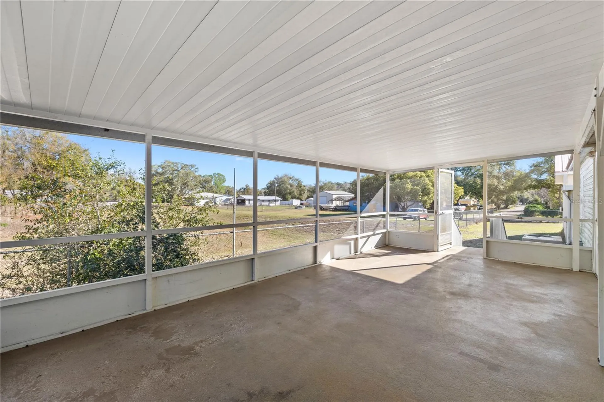 32443 Memory Lane Leesburg FL 34788