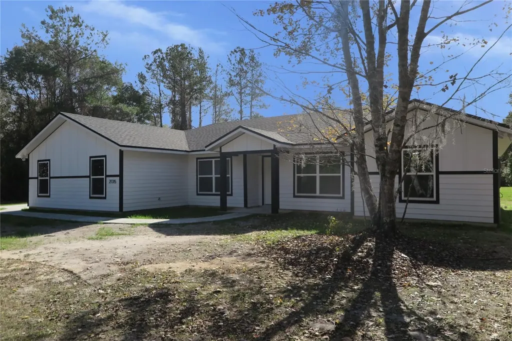 21315 NE 35th Place Hawthorne FL 32640