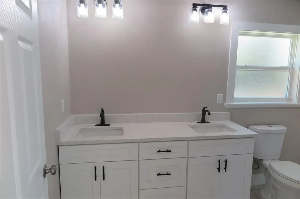 21315 NE 35th Place Hawthorne FL 32640