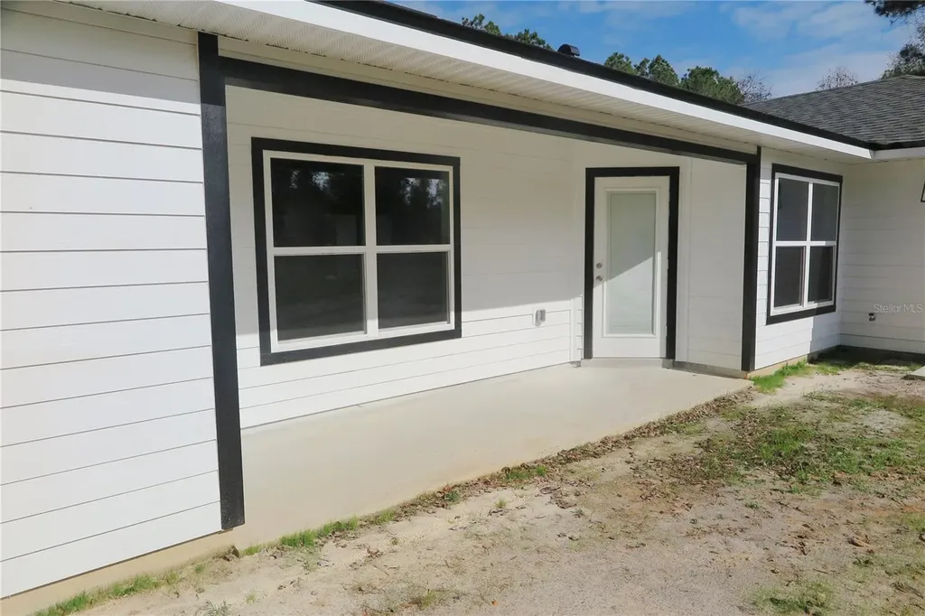 21315 NE 35th Place Hawthorne FL 32640