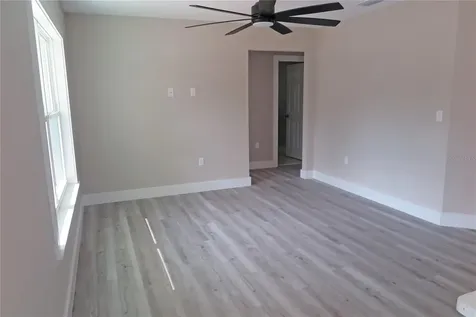 21315 NE 35th Place Hawthorne FL 32640