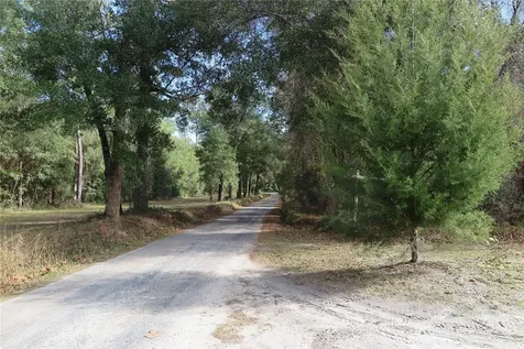21315 NE 35th Place Hawthorne FL 32640