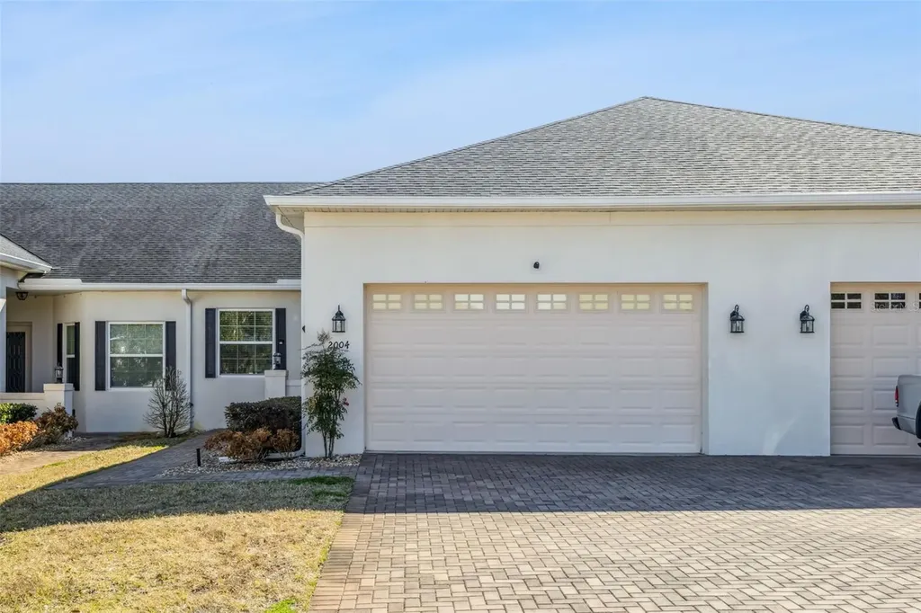 2004 Winnipeg Way Groveland FL 34736