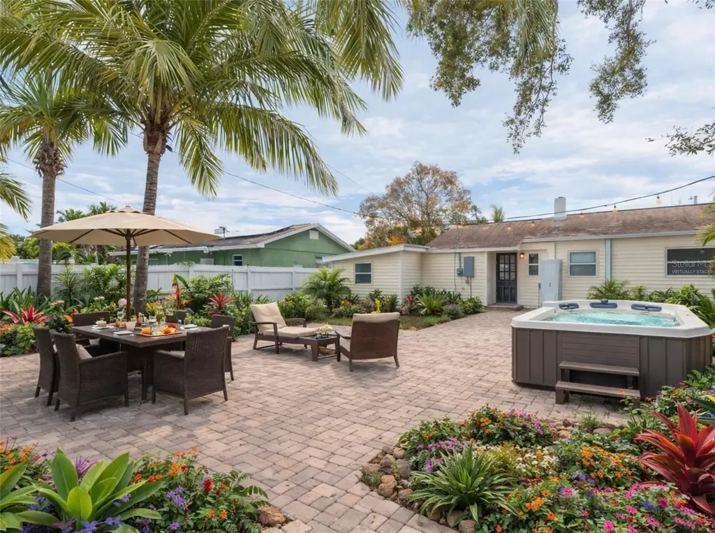 1235 Palm Street Clearwater FL 33755