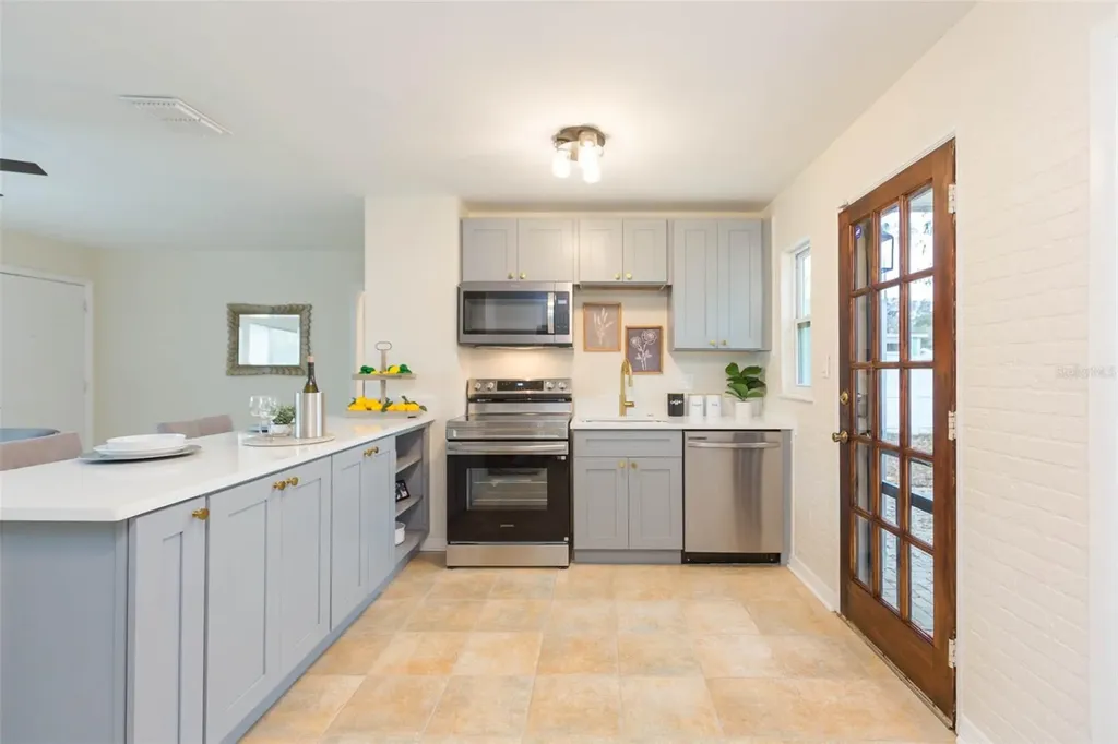 1235 Palm Street Clearwater FL 33755