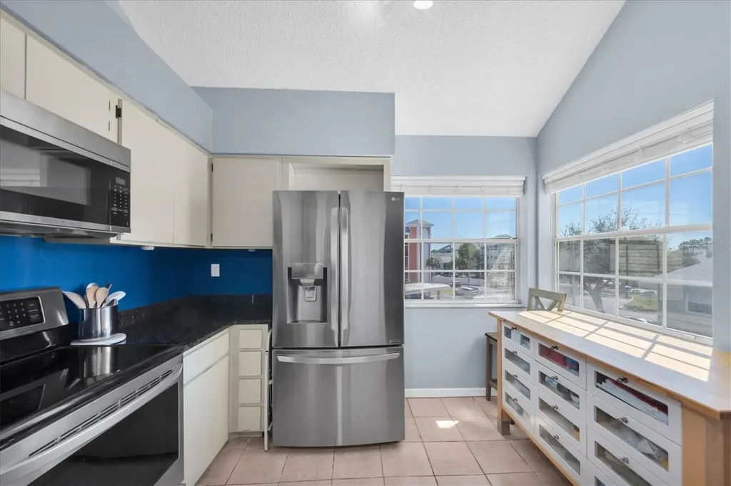 6931 Stones Throw Circle N St Petersburg FL 33710