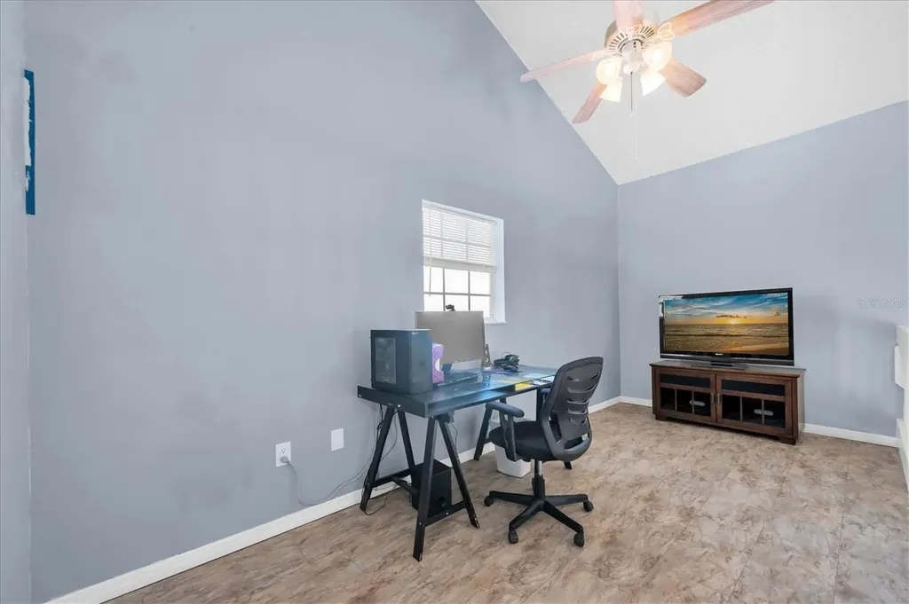 6931 Stones Throw Circle N St Petersburg FL 33710