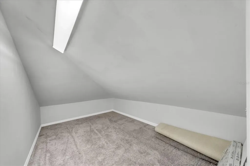 6931 Stones Throw Circle N St Petersburg FL 33710