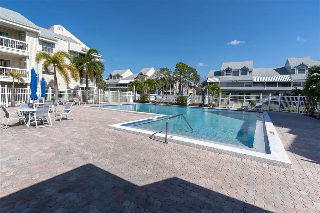 6931 Stones Throw Circle N St Petersburg FL 33710