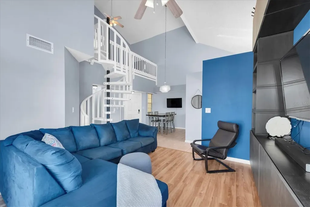 6931 Stones Throw Circle N St Petersburg FL 33710