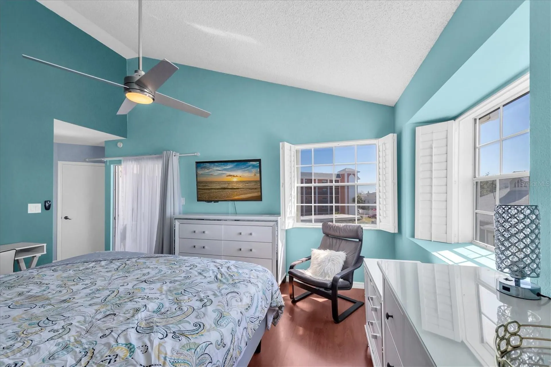 6931 Stones Throw Circle N St Petersburg FL 33710