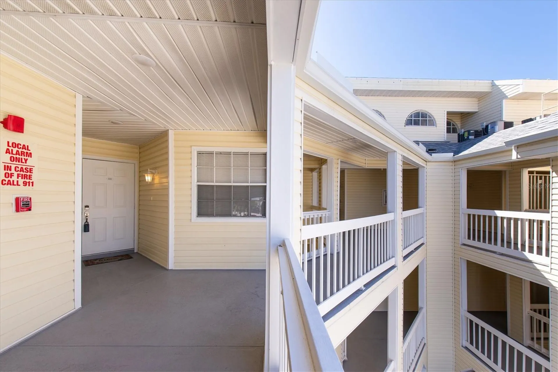 6931 Stones Throw Circle N St Petersburg FL 33710