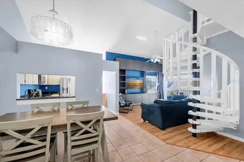 6931 Stones Throw Circle N St Petersburg FL 33710