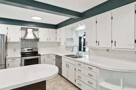 822 Poinsettia Drive Eustis FL 32726