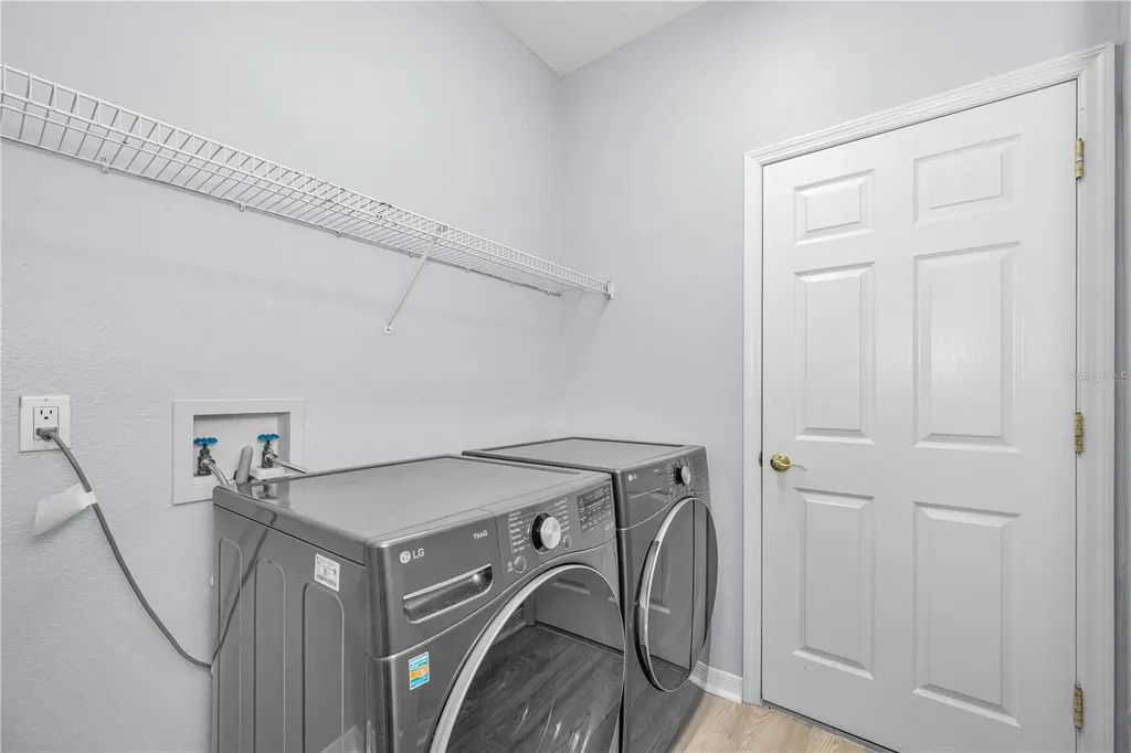 2225 Longmore Circle Valrico FL 33596