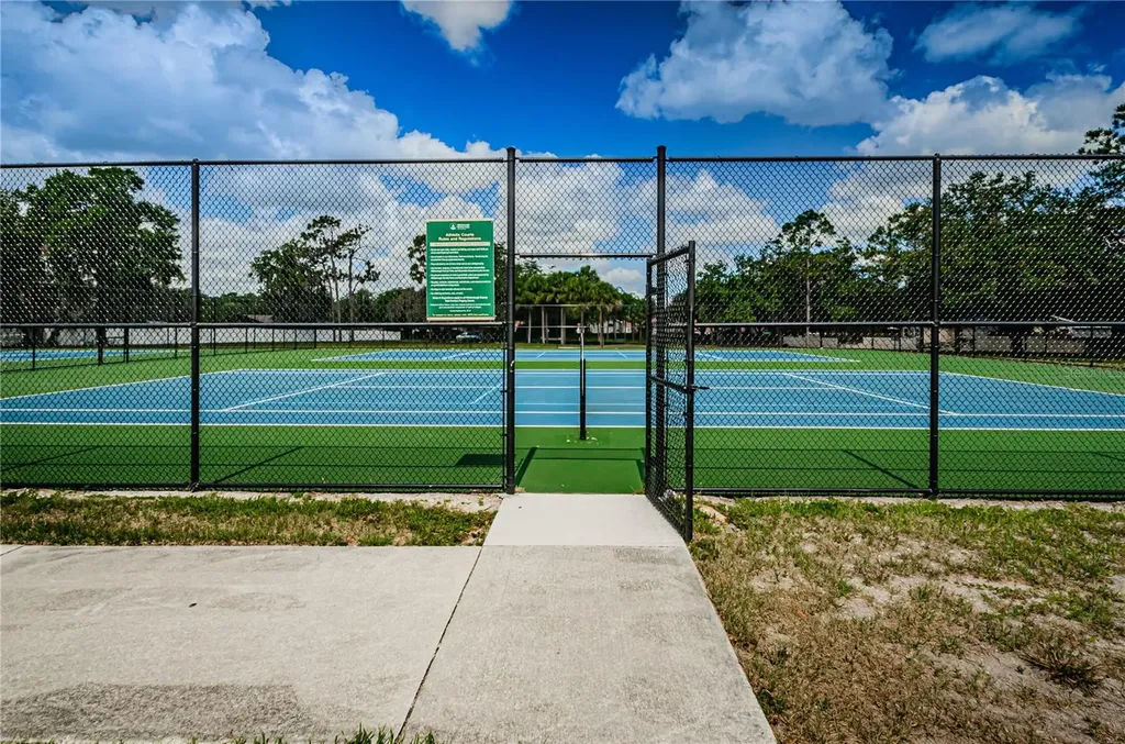 2225 Longmore Circle Valrico FL 33596