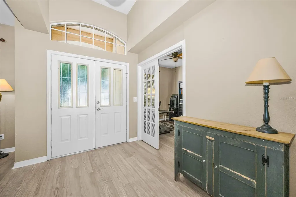 2225 Longmore Circle Valrico FL 33596