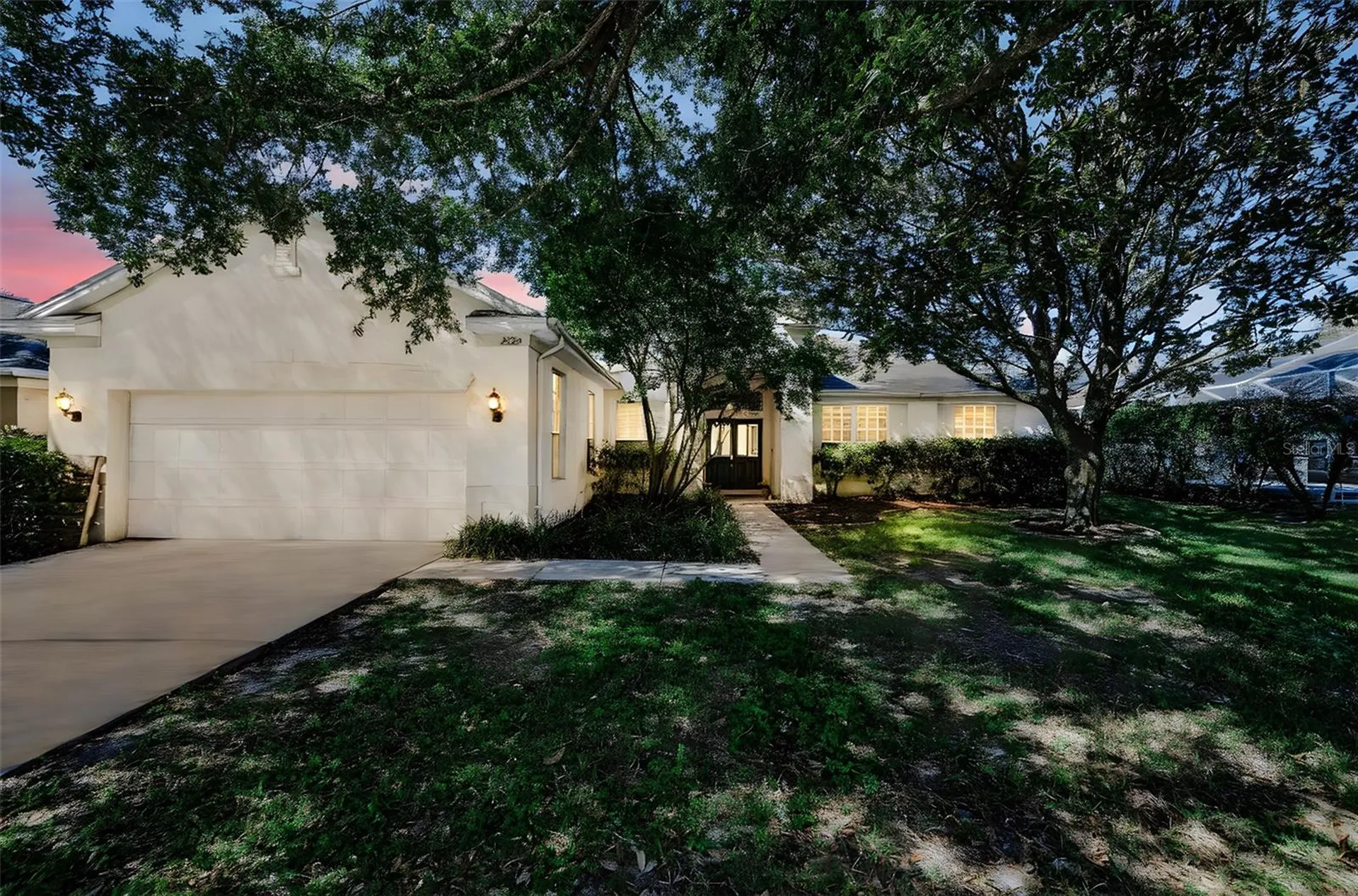 2225 Longmore Circle Valrico FL 33596