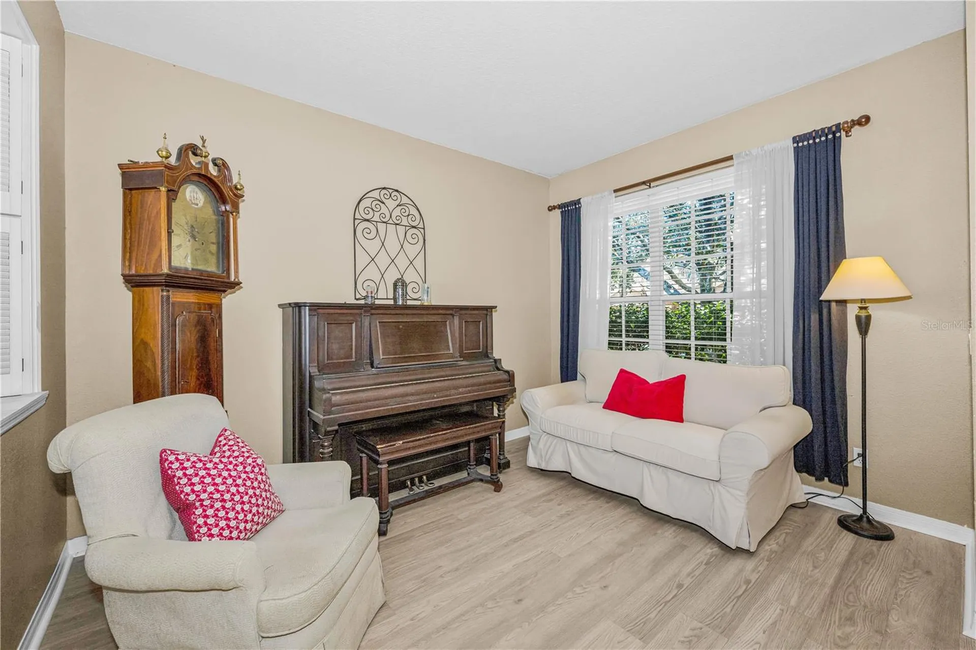 2225 Longmore Circle Valrico FL 33596