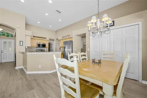 2225 Longmore Circle Valrico FL 33596
