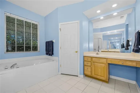 2225 Longmore Circle Valrico FL 33596