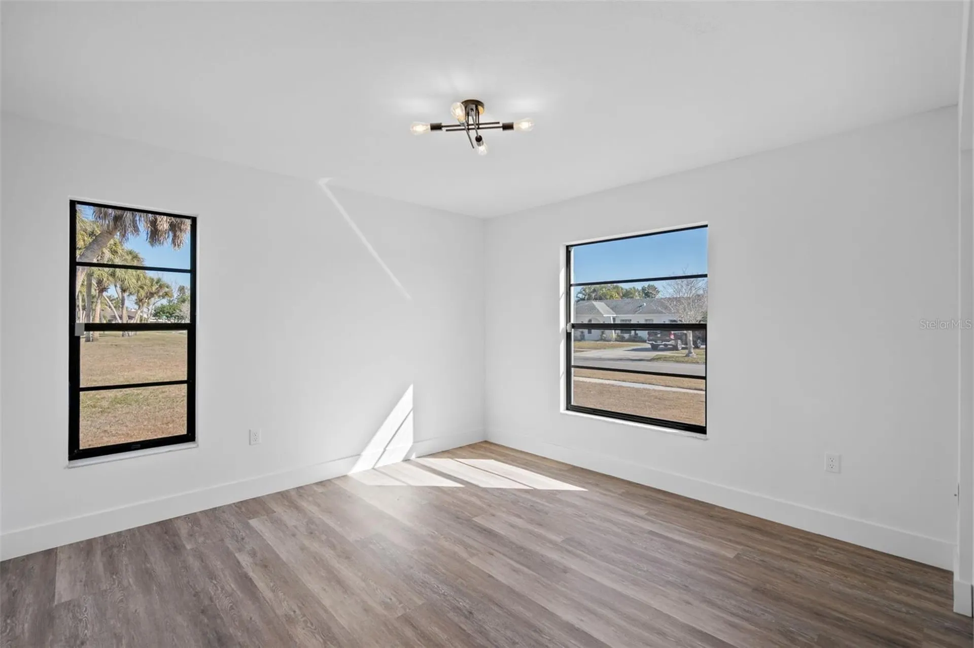 3872 Kingston Boulevard Sarasota FL 34238