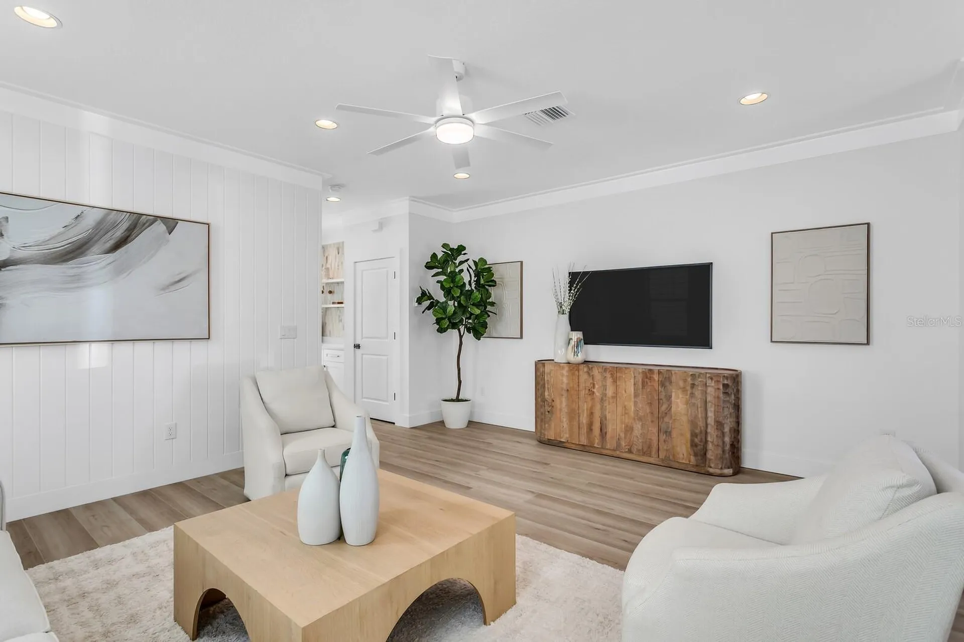 2138 W Chestnut Street Tampa FL 33607