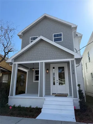 2138 W Chestnut Street Tampa FL 33607
