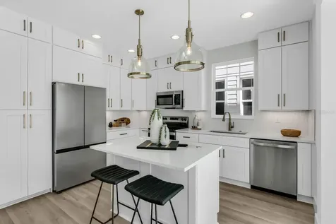 2138 W Chestnut Street Tampa FL 33607