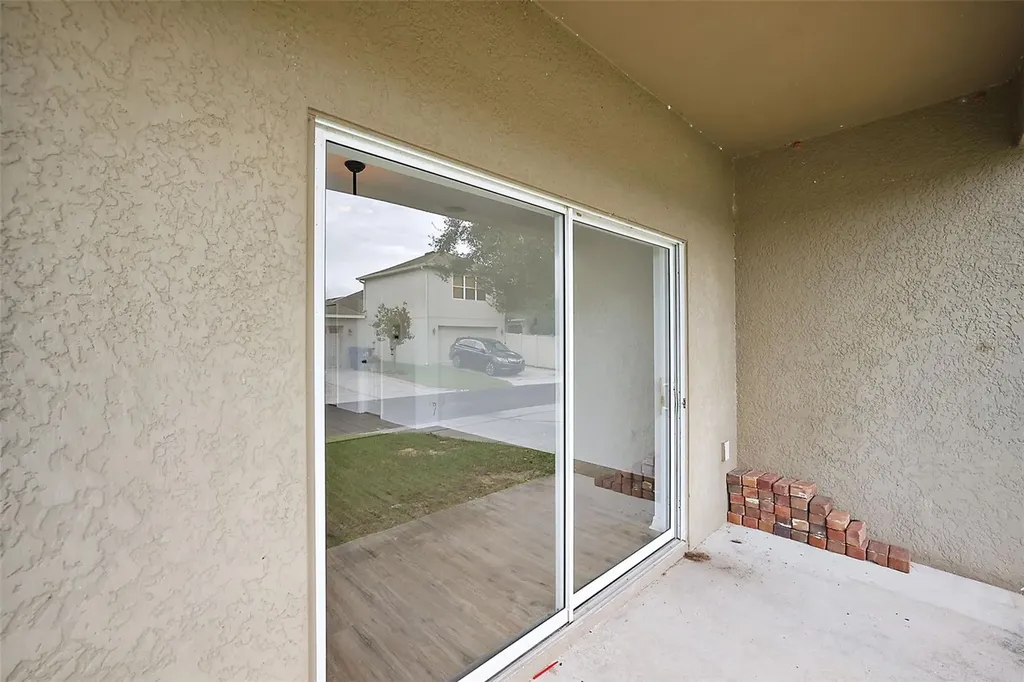 401 Grassy Key Way Groveland FL 34736