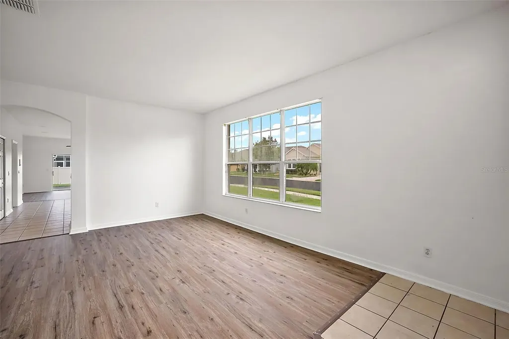 401 Grassy Key Way Groveland FL 34736