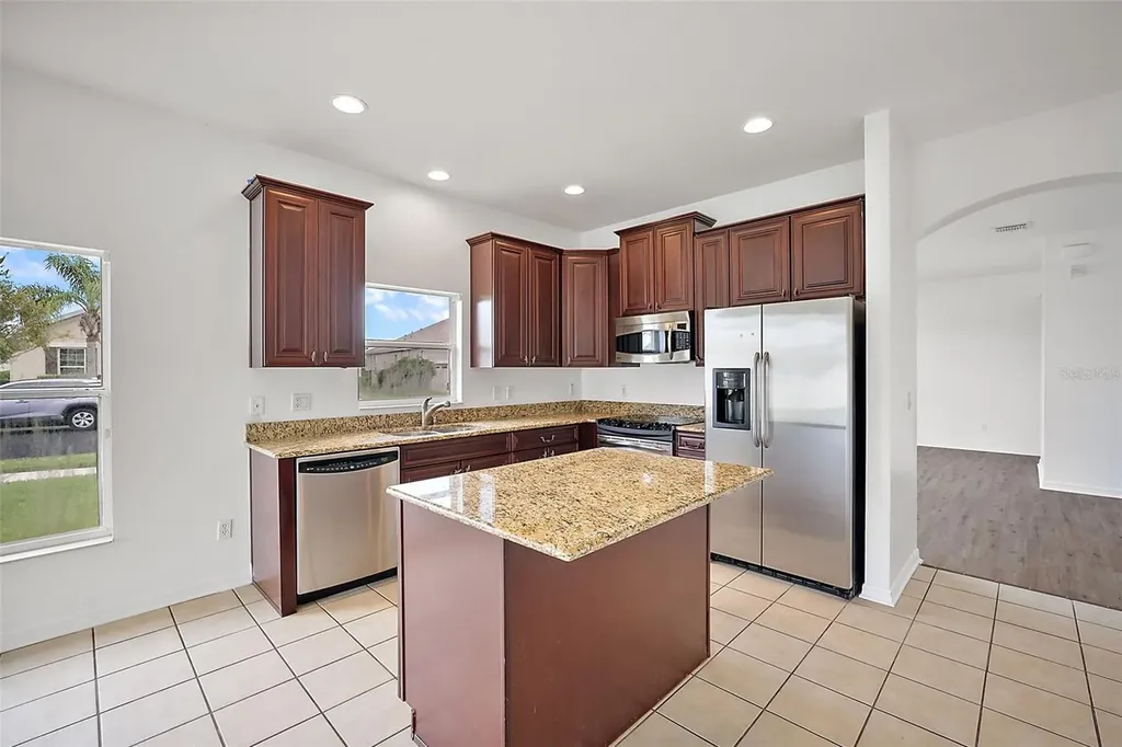 401 Grassy Key Way Groveland FL 34736