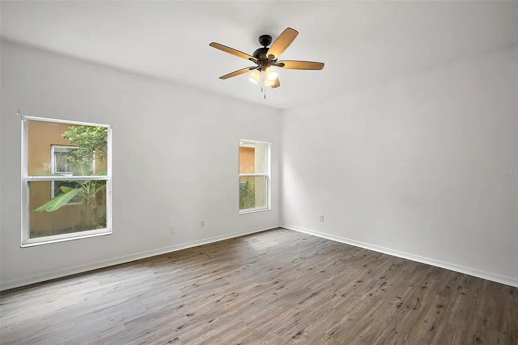 401 Grassy Key Way Groveland FL 34736