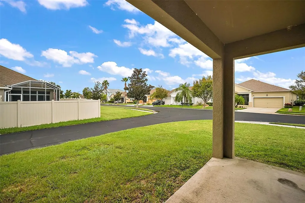401 Grassy Key Way Groveland FL 34736