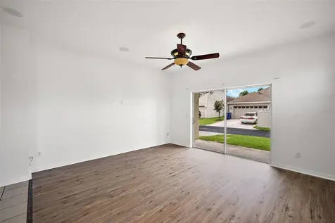401 Grassy Key Way Groveland FL 34736