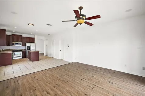 401 Grassy Key Way Groveland FL 34736