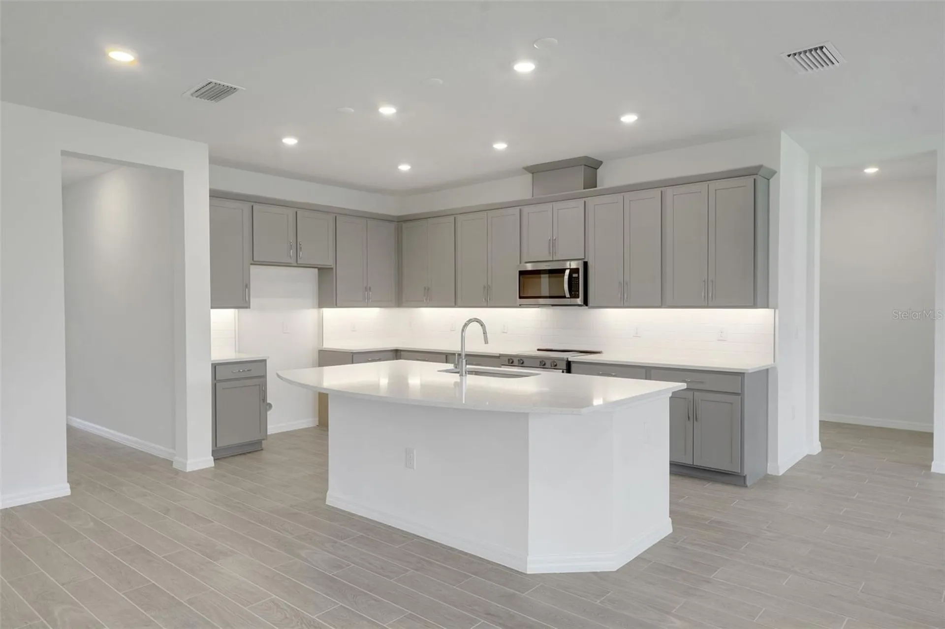 17453 Valleywood Parkway Land O Lakes FL 34638