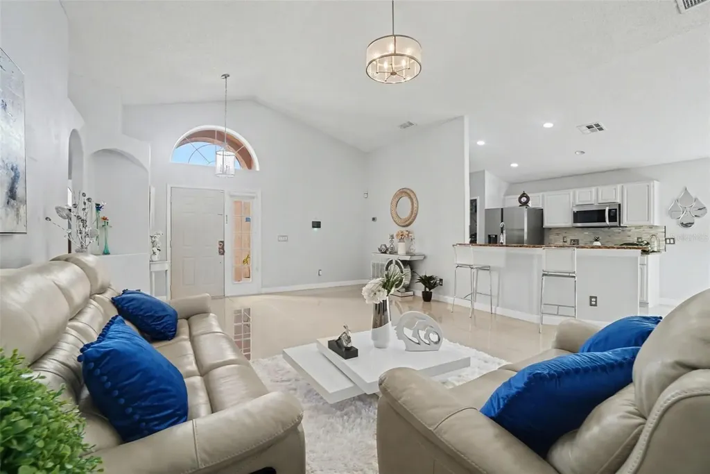 2346 Lily Pad Lane Kissimmee FL 34743