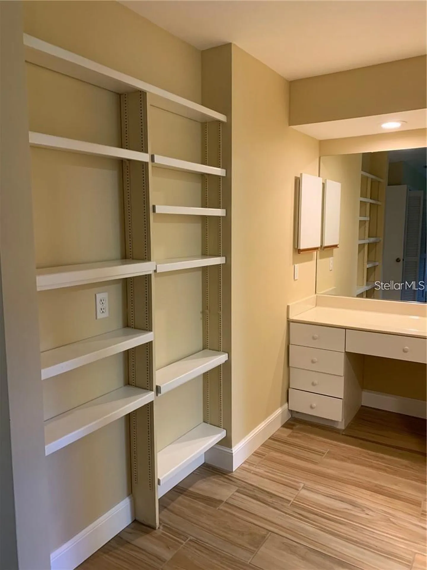 3090 Sunset Point Road Clearwater FL 33759
