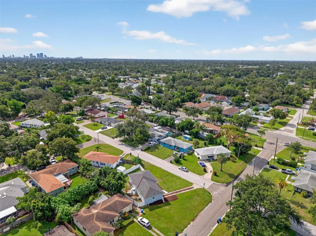 5175 23rd Avenue N St Petersburg FL 33710