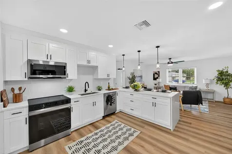 5175 23rd Avenue N St Petersburg FL 33710